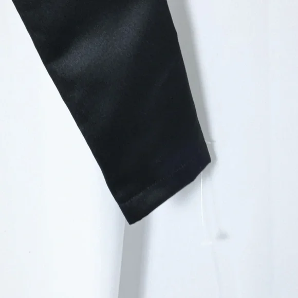 🅽🅴🆆 𝗣𝗟𝗧 Satin Cowl Neck Shoulder Pad Long Sleeve Crop Top, size 2 - Picture 13 of 17